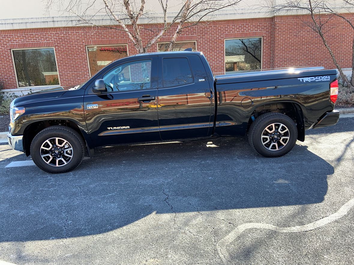 2021 Toyota Tundra for sale by owner in Gambrills