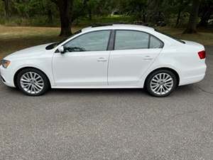 White 2011 Volkswagen Jetta - SEL with Sports Pkg