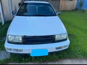 1997 Volkswagen Jetta with White Exterior