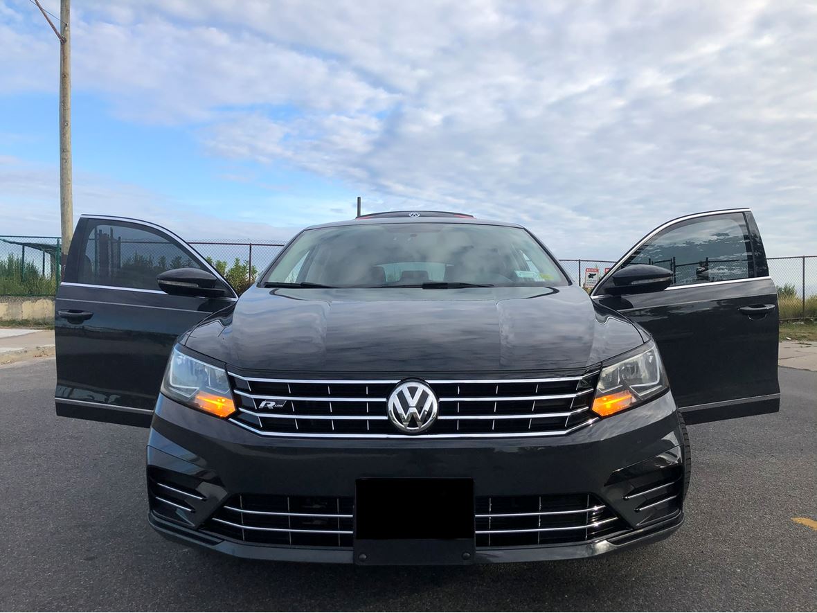 2017 Volkswagen Passat for sale by owner in Brooklyn