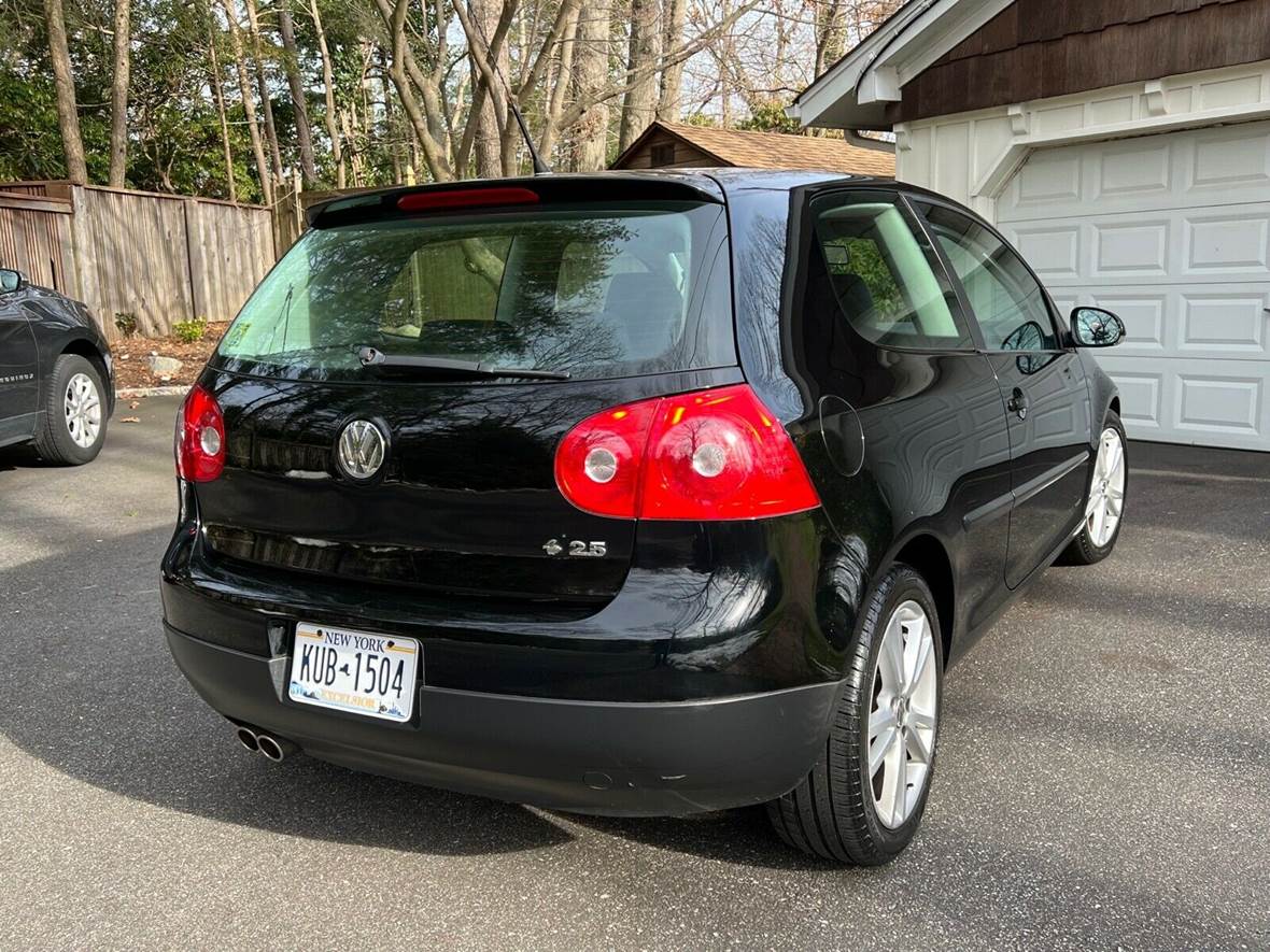 2008 Volkswagen Rabbit for sale by owner in Elmhurst