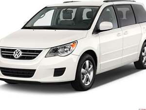 2012 Volkswagen Routan with White Exterior