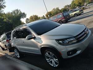 Silver 2012 Volkswagen Tiguan