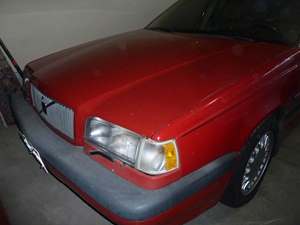 Red 1994 Volvo 850