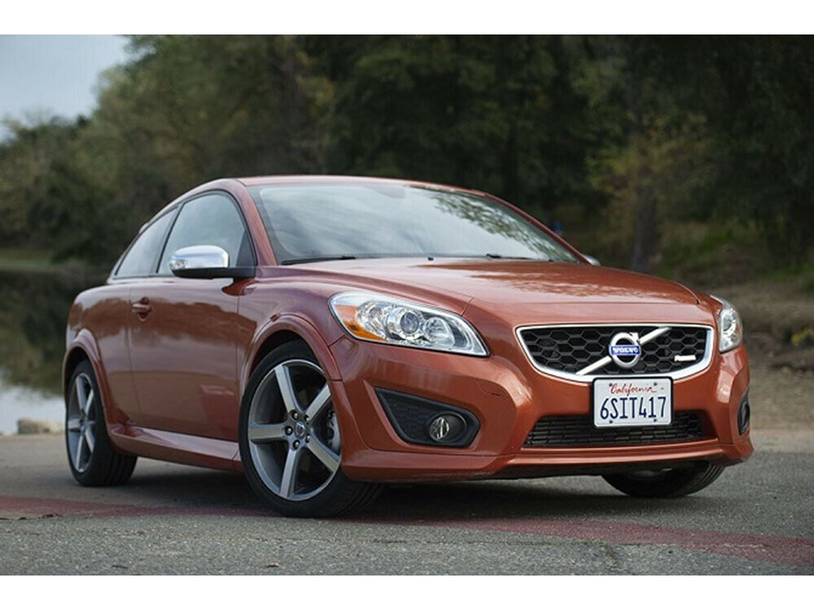2011 Volvo C30 for sale by owner in Victorville