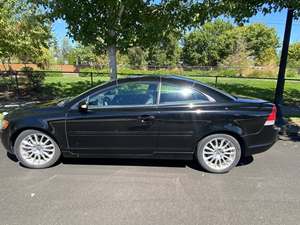 Black 2007 Volvo C70