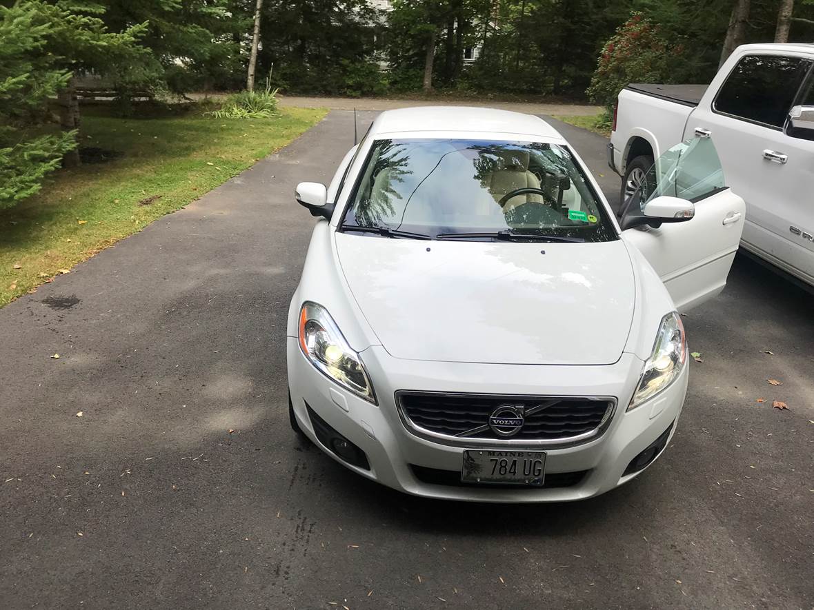 2011 Volvo C70 for sale by owner in Stetson