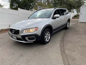 2011 Volvo Xc70 with Silver Exterior