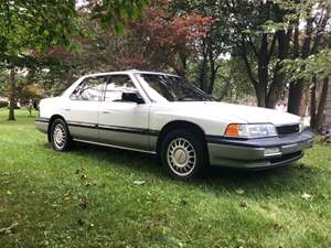 1987 Acura Legend with White Exterior