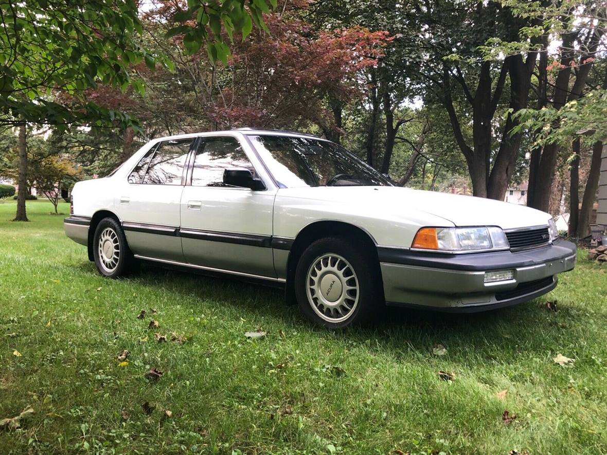 1987 Acura Legend for sale by owner in New York