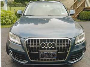 Blue 2015 Audi Q5