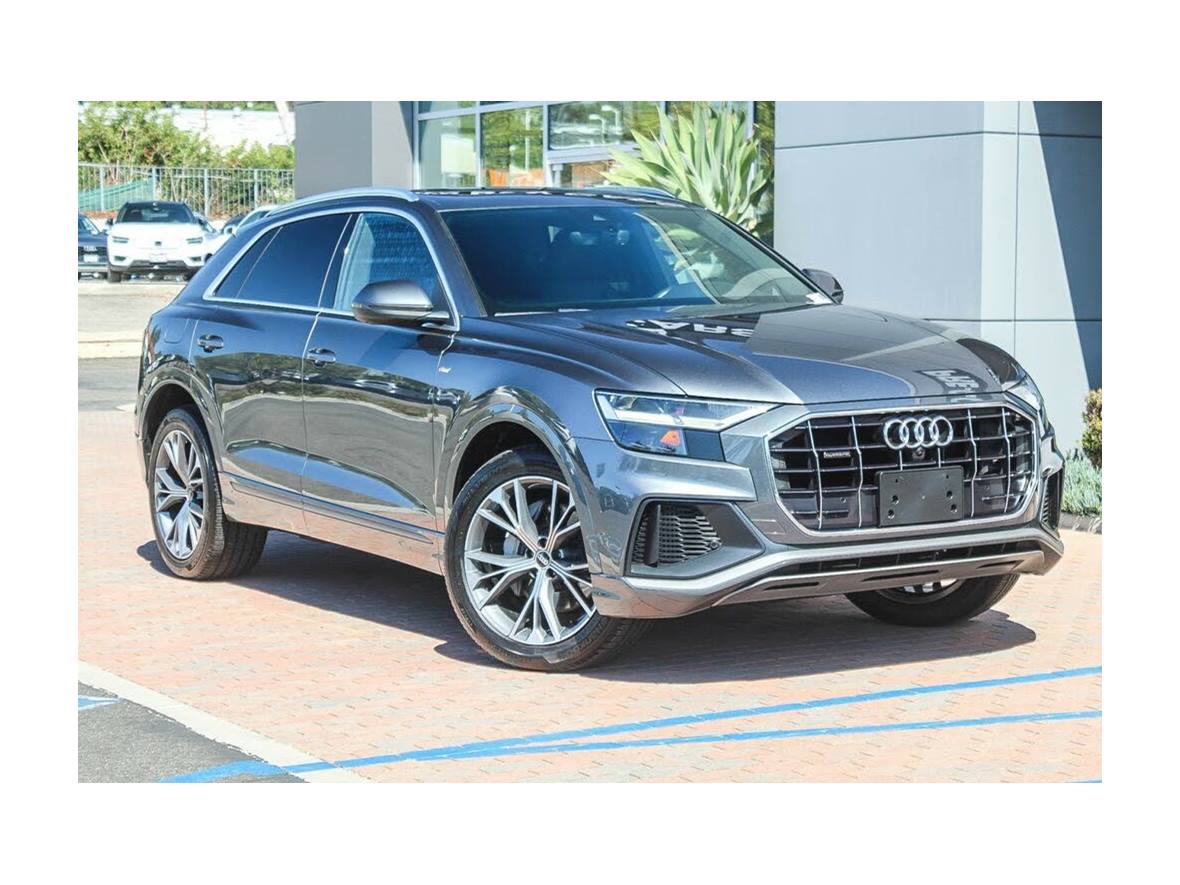 2021 Audi Q8 for sale by owner in Bakersfield