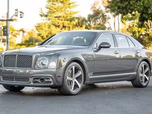 2017 Bentley Mulsanne with Black Exterior