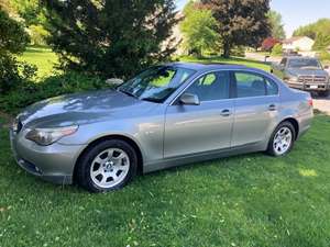Gray 2004 BMW 5 Series