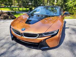 Orange 2019 BMW i8