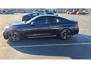Black 2018 BMW M4