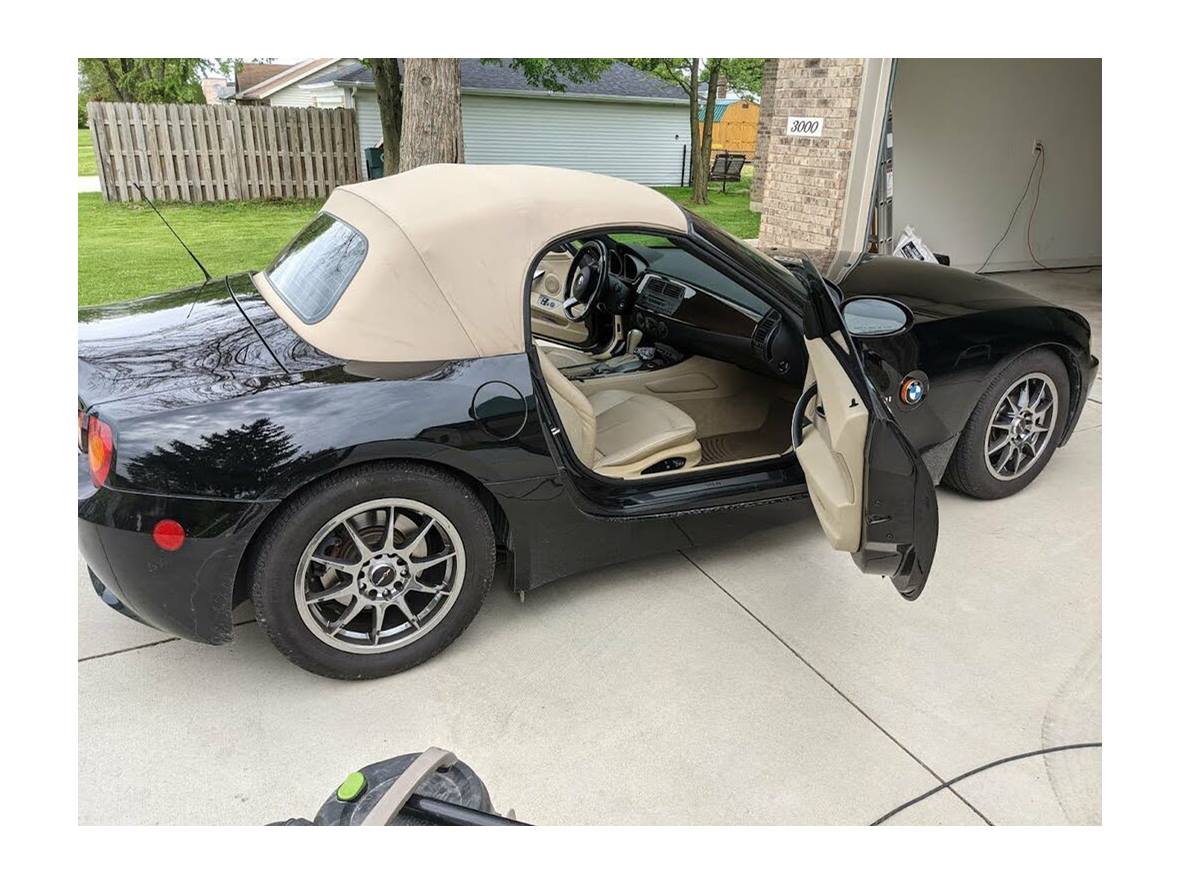 2003 BMW Z4 for sale by owner in Muncie