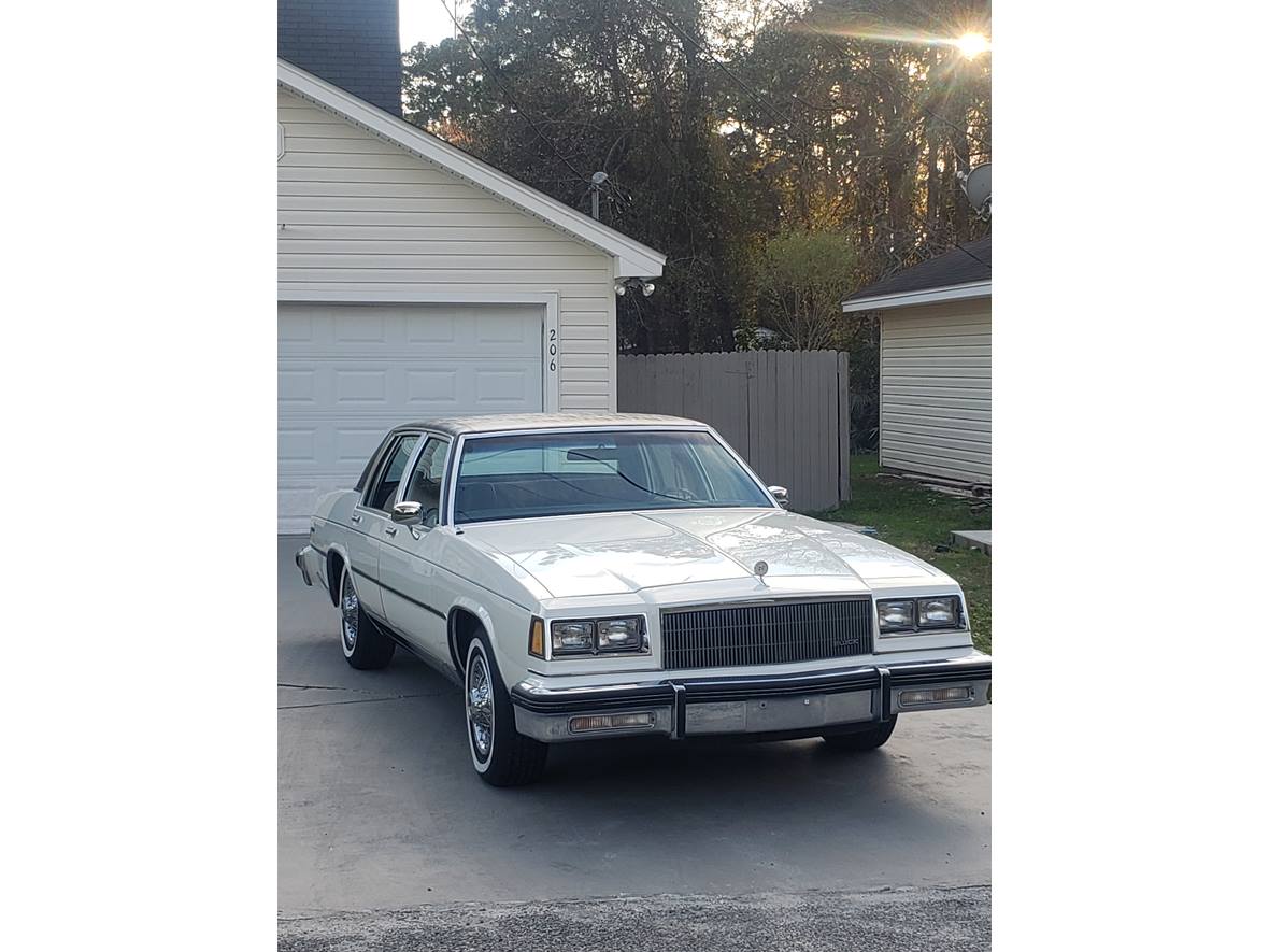 1985 Buick LeSabre for sale by owner in Brunswick