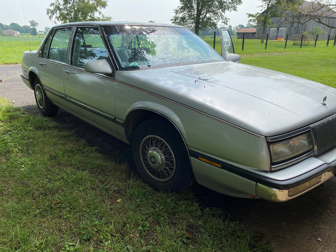 1991 Buick LeSabre for sale by owner in Paris