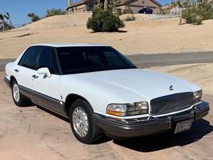 White 1993 Buick Park Avenue