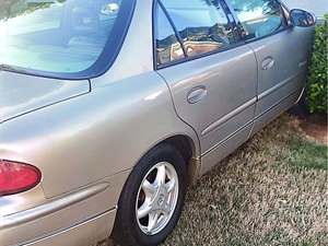 Beige 2001 Buick Regal