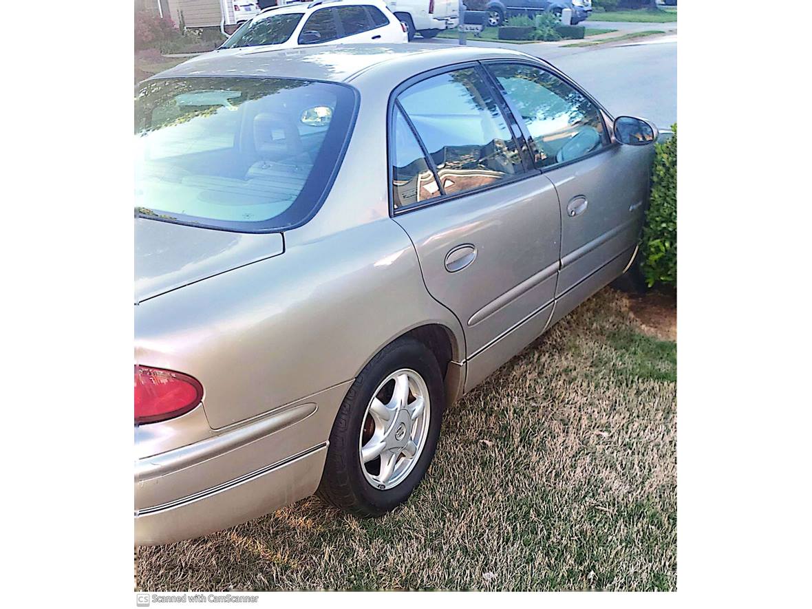 2001 Buick Regal for sale by owner in Simpsonville