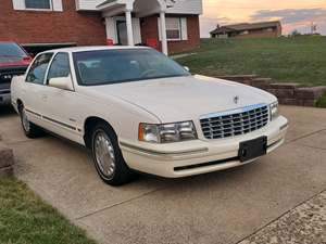 White 1999 Cadillac DeVille