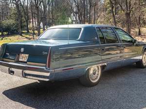 Green 1994 Cadillac Fleetwood