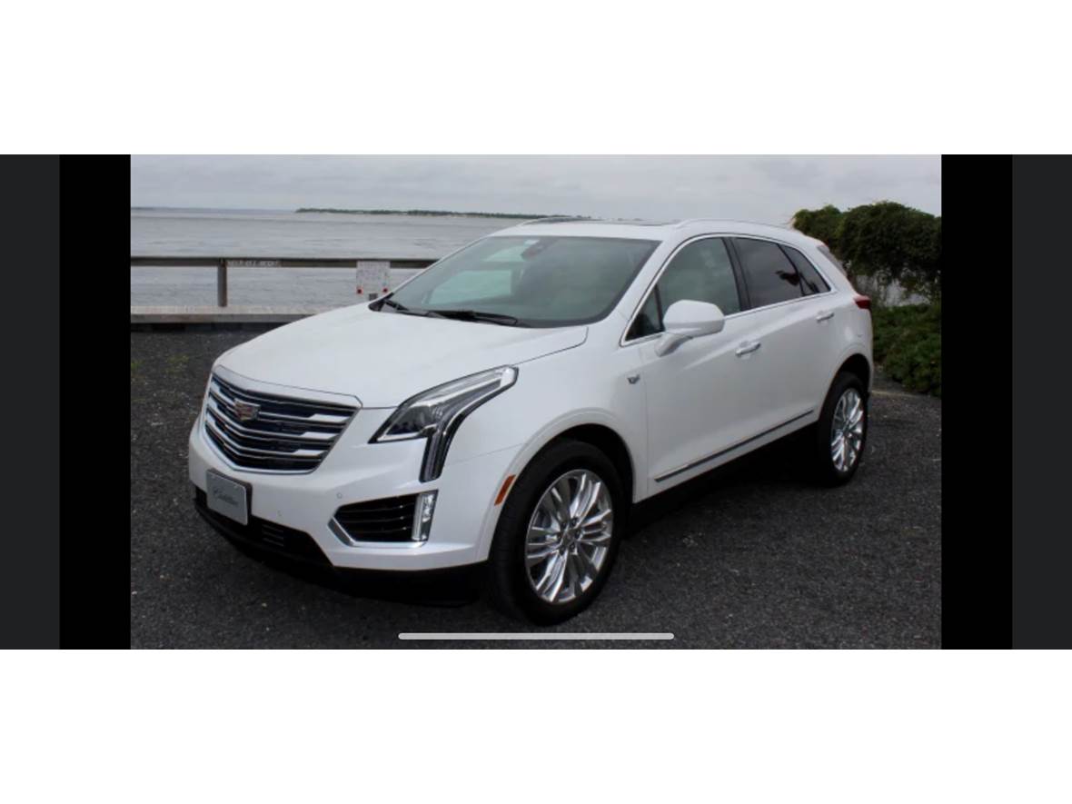2017 Cadillac XT5 platinum  for sale by owner in Corbin