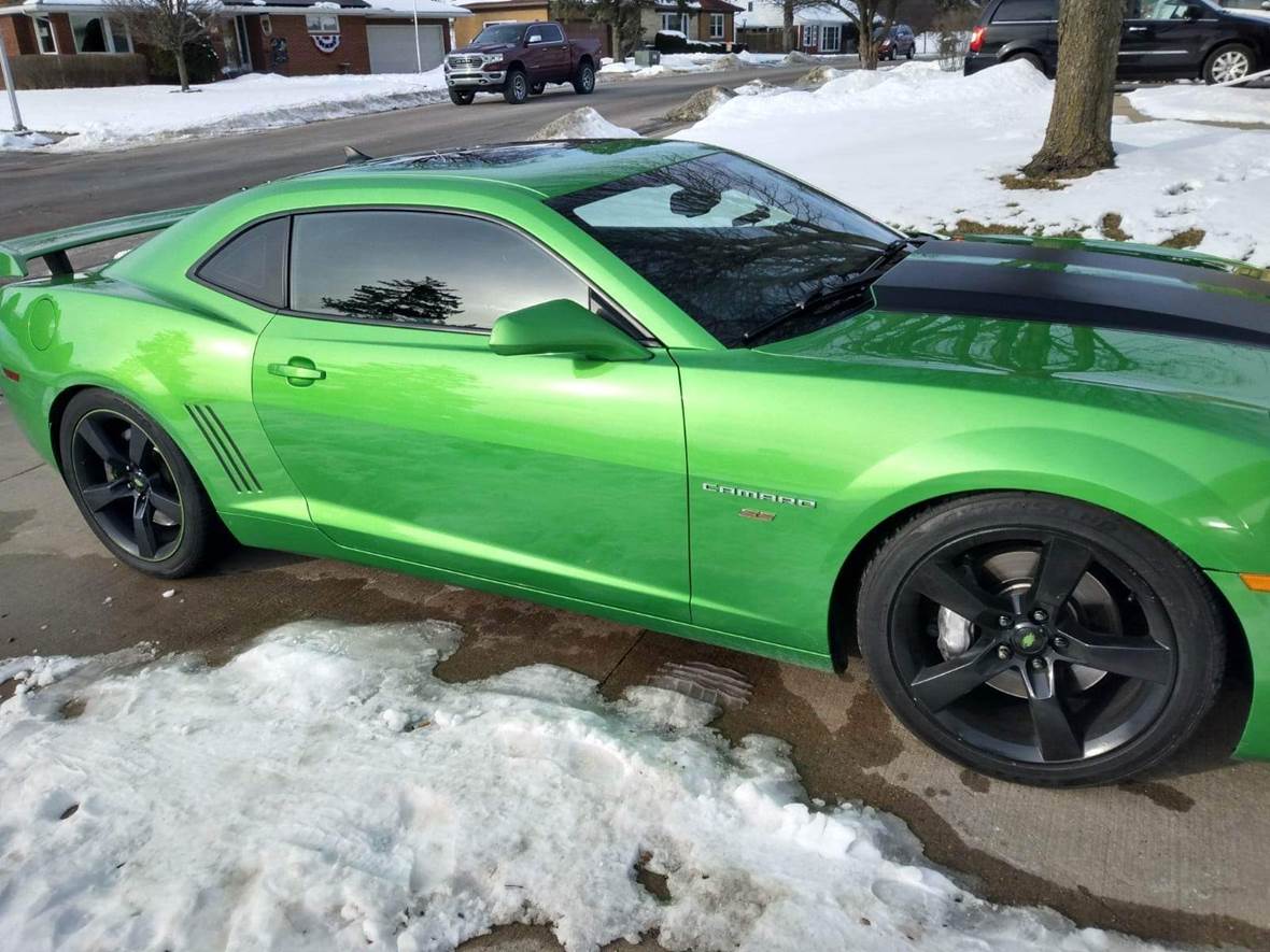 2011 Chevrolet Camaro for sale by owner in Dubuque