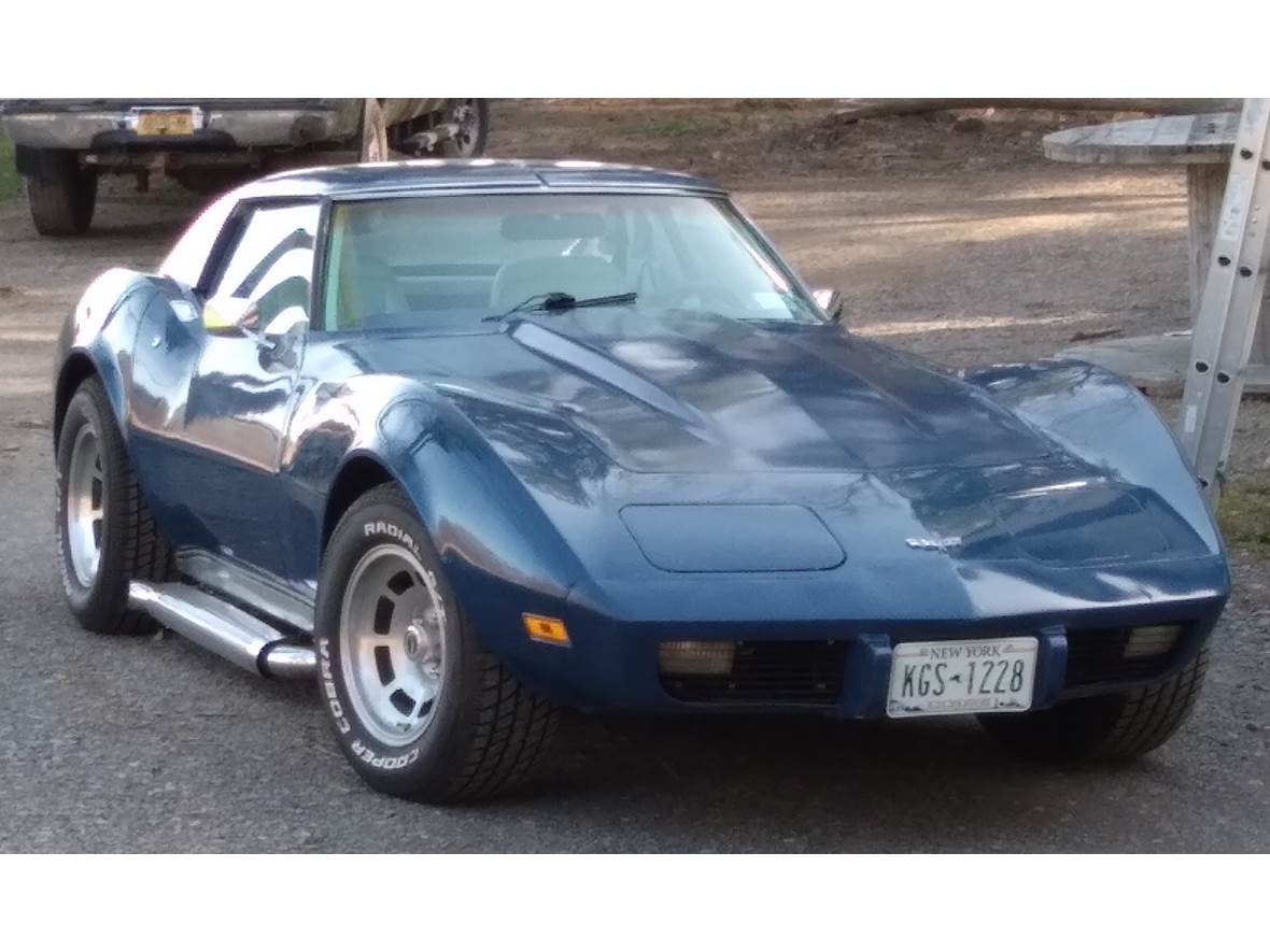 1977 Chevrolet Corvette for sale by owner in Newark