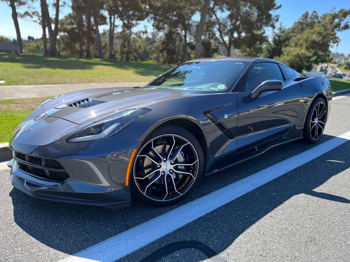 2014 Chevrolet Corvette Stingray for sale by owner in El Segundo