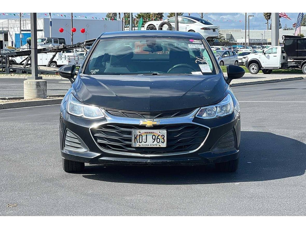 2019 Chevrolet Cruze LS Sedan for sale by owner in Gilroy