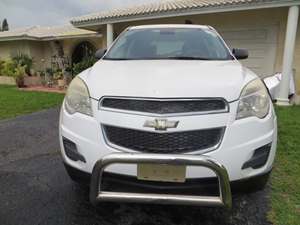 2013 Chevrolet Equinox with White Exterior