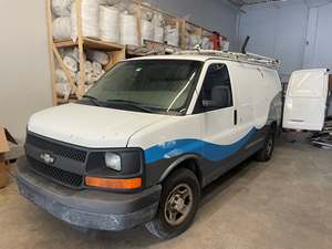 White 2006 Chevrolet Express