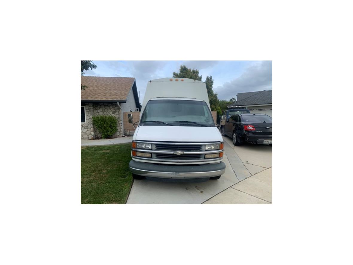 2000 Chevrolet Express Cargo for sale by owner in Chino Hills