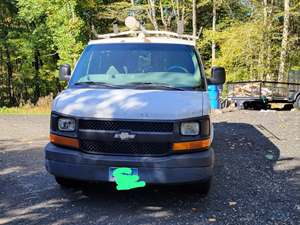 White 2003 Chevrolet Express Cargo