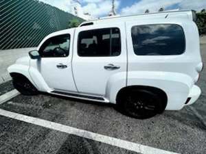 White 2010 Chevrolet HHR