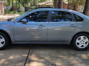 2008 Chevrolet Impala with Silver Exterior