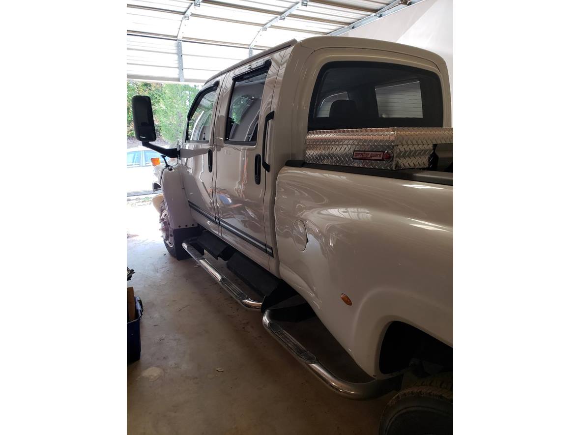 2004 Chevrolet Kodiak C4500 for sale by owner in Columbia