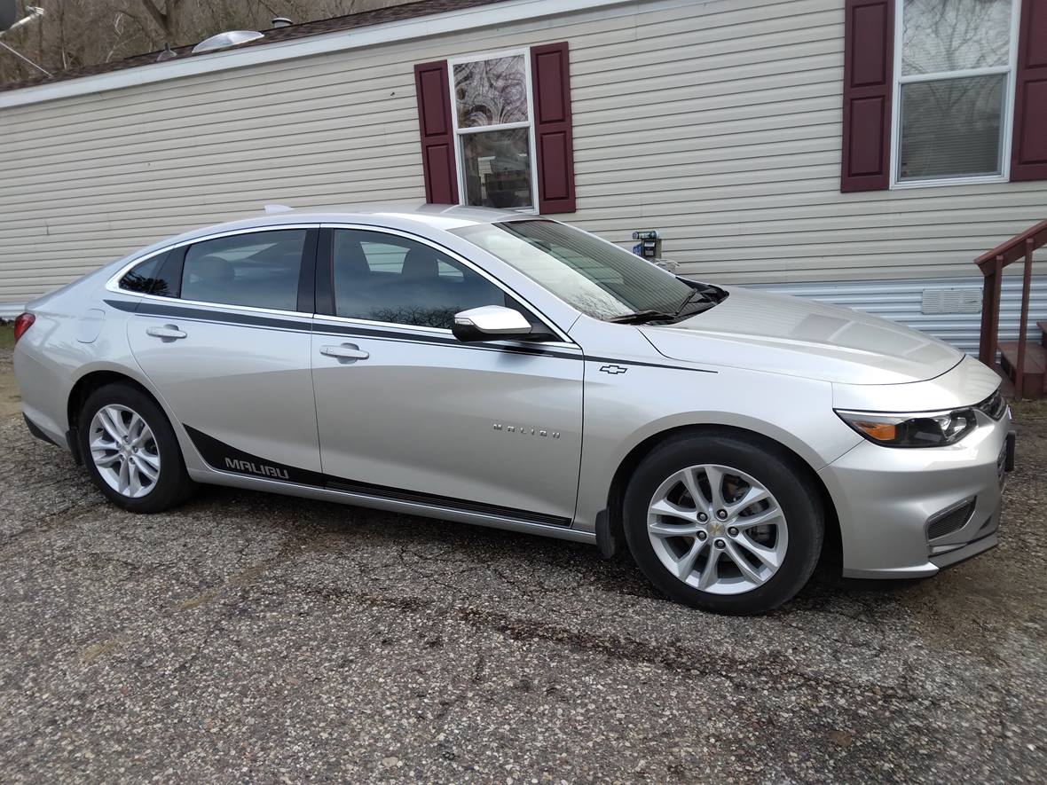 2016 Chevrolet Malibu for sale by owner in Winona