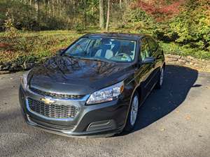 2016 Chevrolet Malibu with Gray Exterior