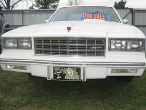 White 1985 Chevrolet Monte Carlo