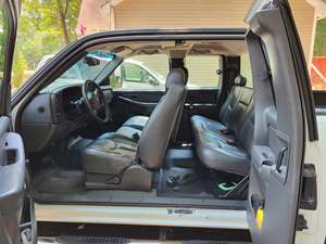 White 2003 Chevrolet Silverado 1500 Crew Cab