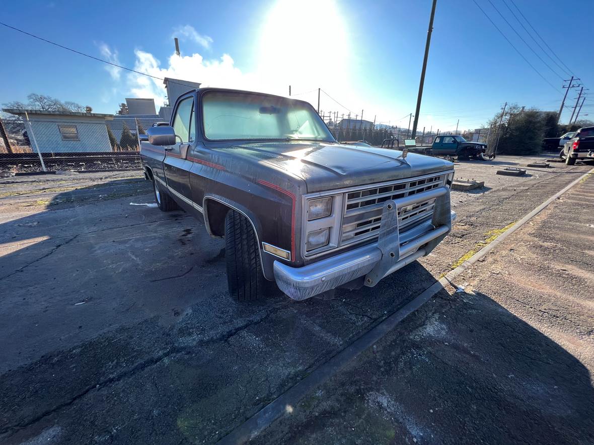 1986 Chevrolet Silverado for sale by owner in Cartersville