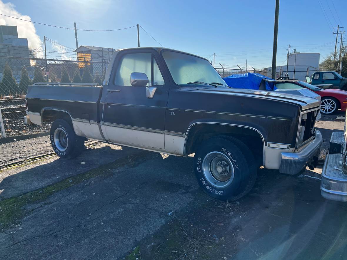 1986 Chevrolet Silverado for sale by owner in Cartersville