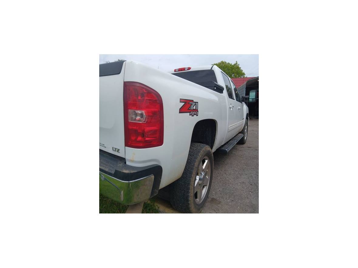 2014 Chevrolet Silverado 2500 for sale by owner in Smyrna