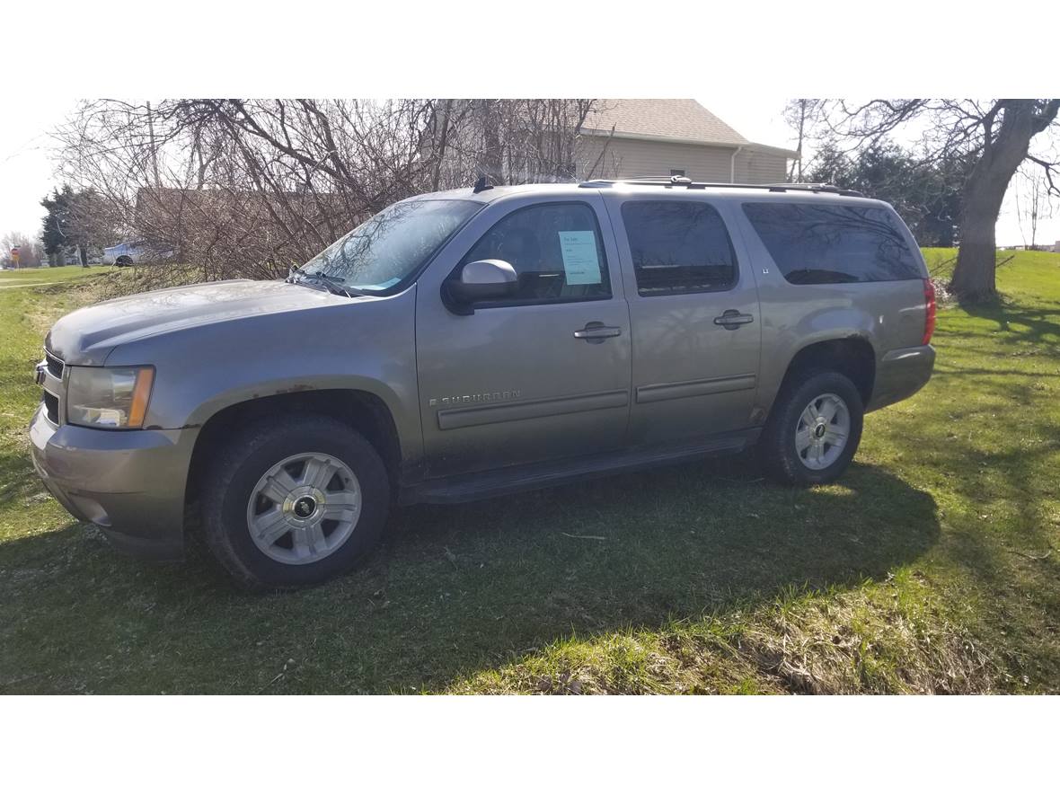 2009 Chevrolet Suburban for sale by owner in Conklin
