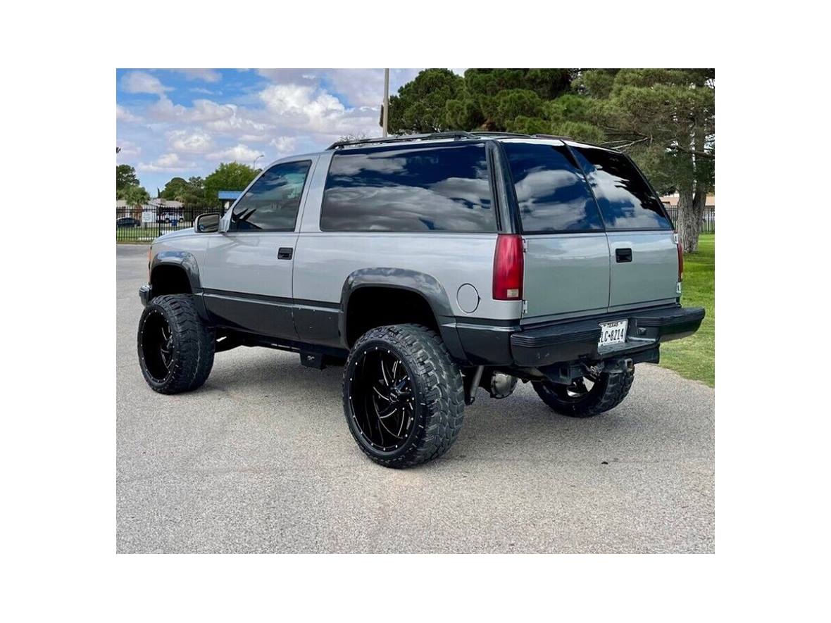 1999 Chevrolet Tahoe for sale by owner in Plano