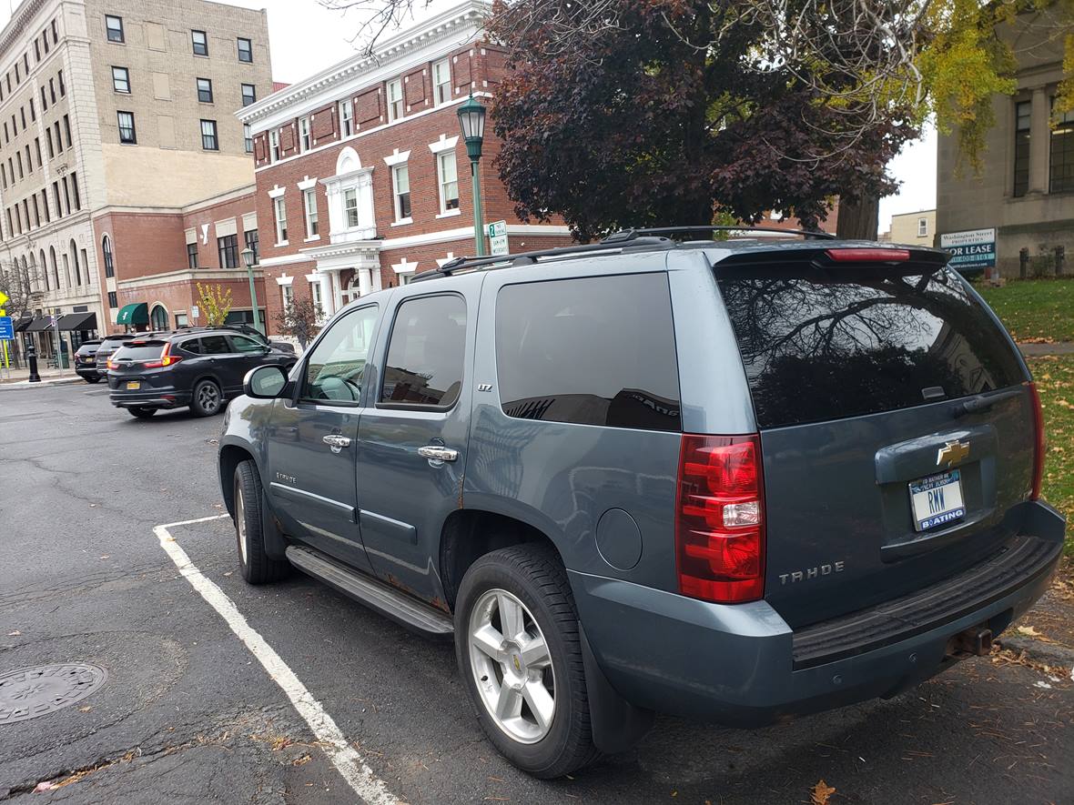 2008 Chevrolet Tahoe for sale by owner in Watertown